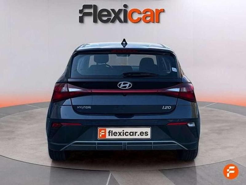 Usado Hyundai i20 84 HP (61 kW) 2024 Cinzento Citadino