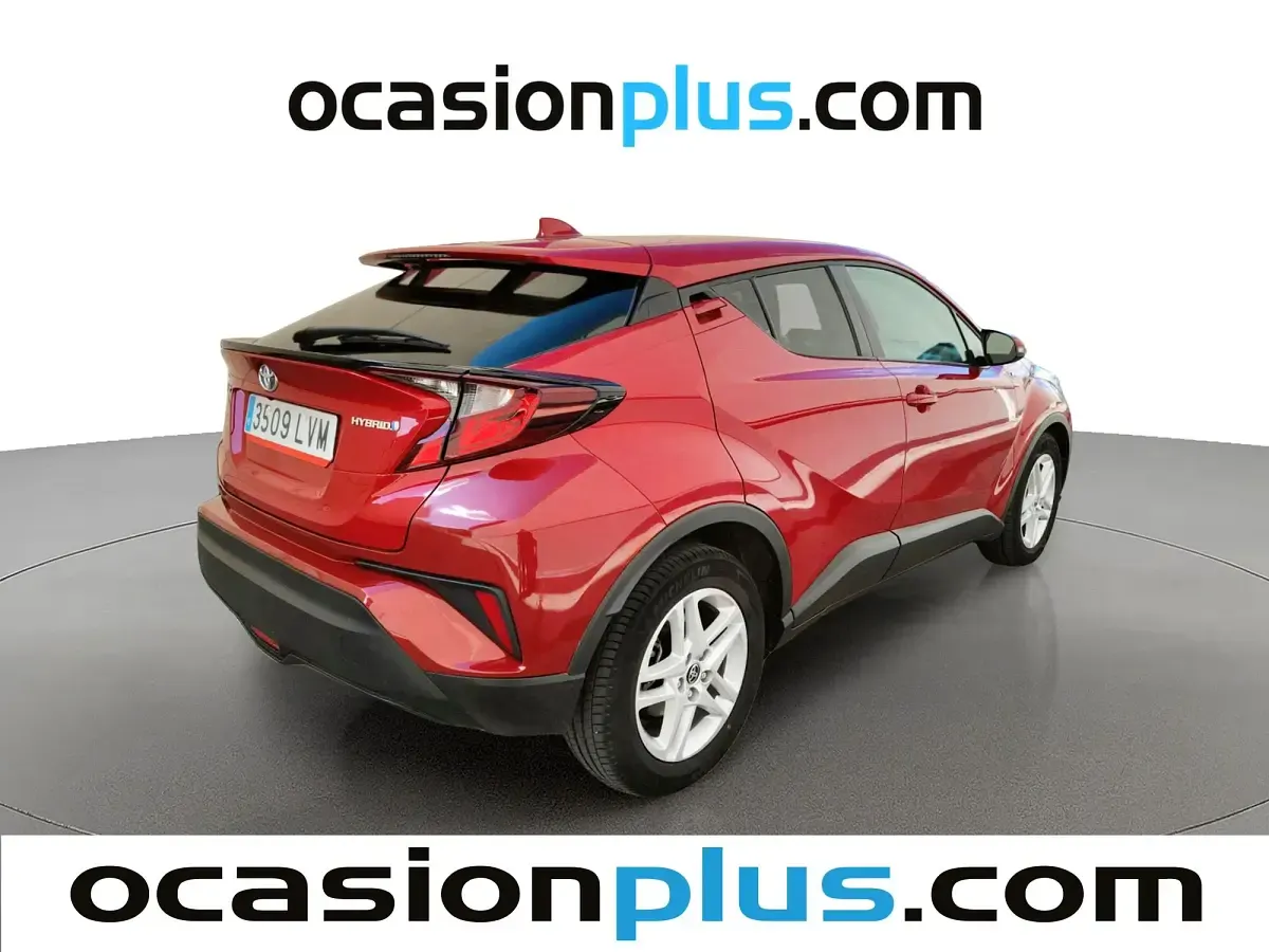 Begagnad Toyota C-HR Active 122 HK (89 kW) 2021 Röd SUV
