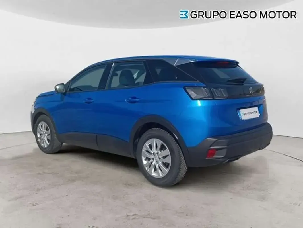 Usado Peugeot 3008 Active 131 CV (96 kW) 2022 Azul SUV