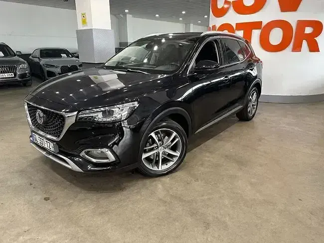 Usado MG HS Luxury 258 HP (189 kW) 2023 Preto SUV