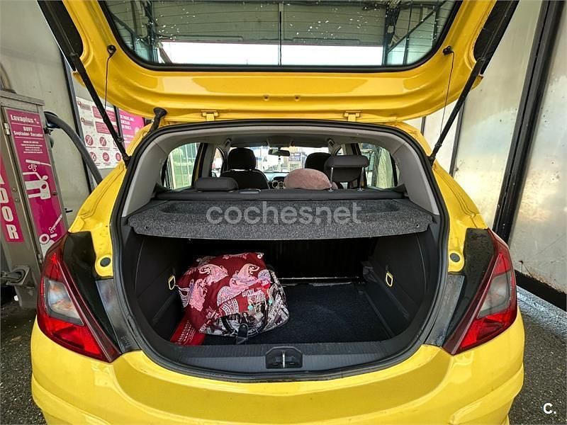 Amarillo Usado 2013 Opel Corsa Color Edition Berlina | 5000 € (Precio justo) - Imagen 1/4