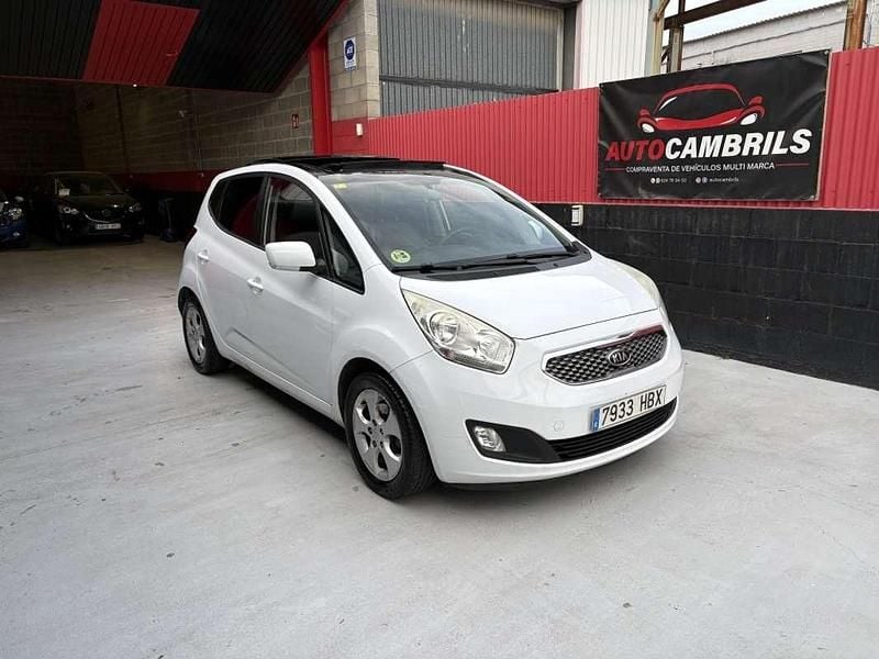 Usado Kia Venga 128 CV (94 kW) 2011 Blanco Utilitario