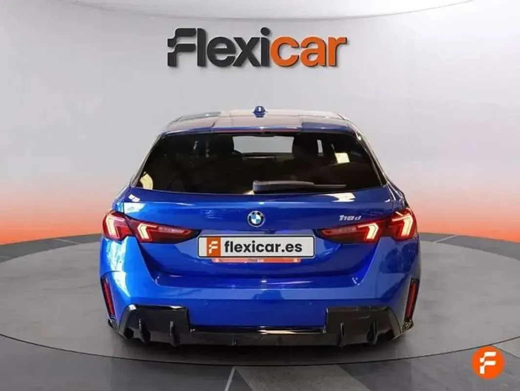 Usado BMW 118 150 CV (110 kW) 2025 Azul Utilitario