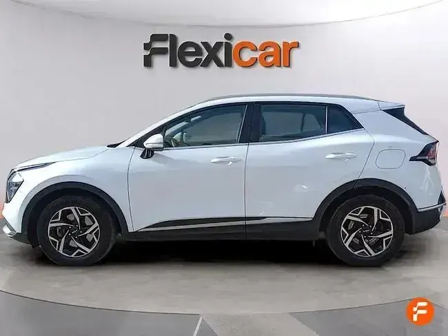 Usado Kia Sportage 136 CV (100 kW) 2023 Blanco SUV