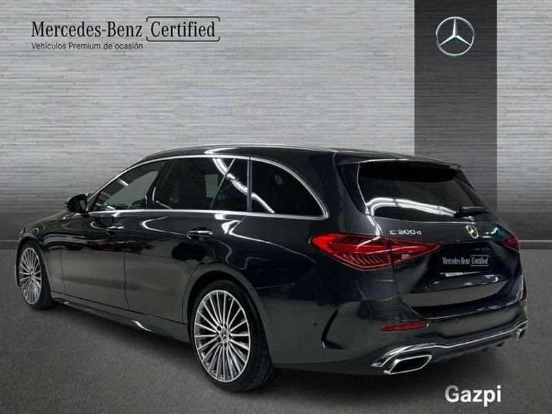 Usado Mercedes C300 AMG line 265 CV (194 kW) 2022 Gris grafito Familiar