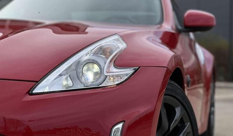 Usado Nissan 370Z Nismo 344 CV (253 kW) 2016 Rojo Coupe
