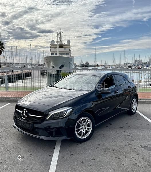 Usado Mercedes A200 Urban 136 CV (100 kW) 2016 Negro Berlina