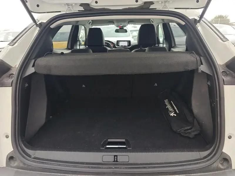 Usado Peugeot 2008 Allure 110 CV (80 kW) 2021 SUV