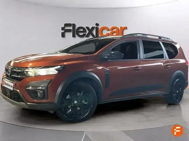 Usado Dacia Jogger Comfort 110 CV (80 kW) 2022 Naranja Monovolumen