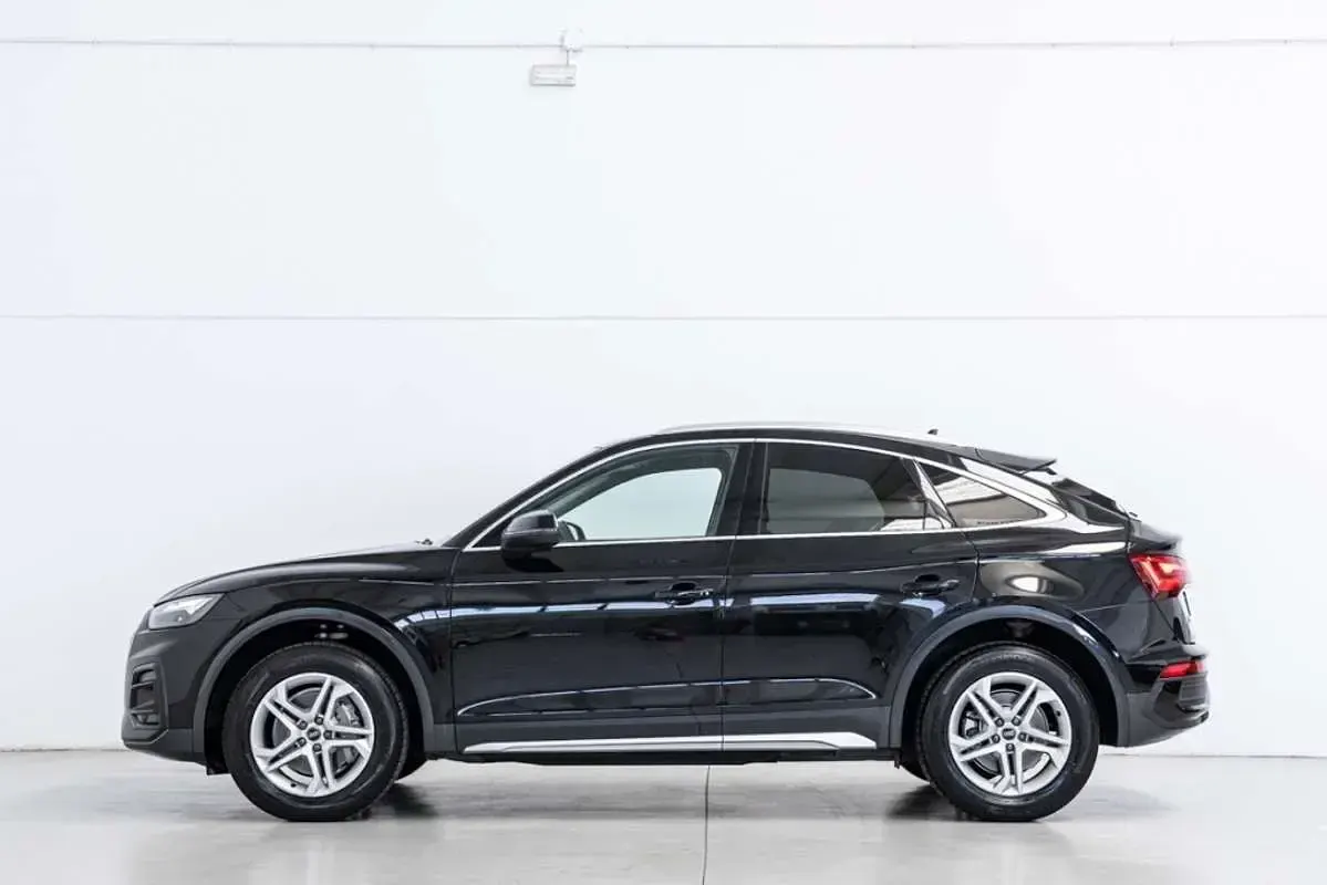 Usado Audi Q5 Sportback Advanced 204 CV (150 kW) 2022 Negro SUV