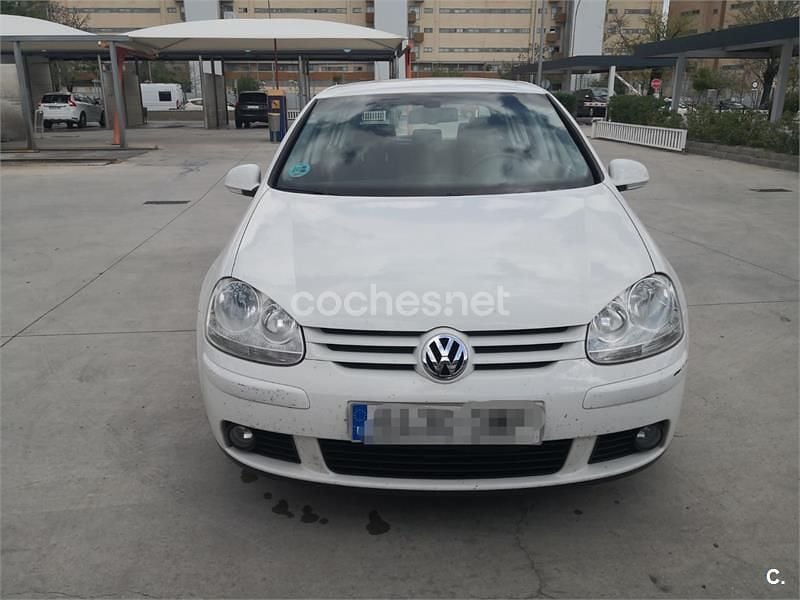 Usado VW Golf IV Highline 115 CV (84 kW) 2006 Blanco Berlina
