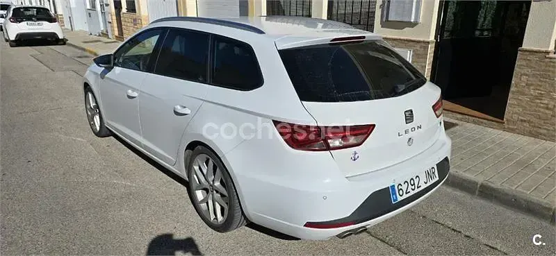 Usado Seat Leon ST FR 150 CV (110 kW) 2016 Blanco Familiar