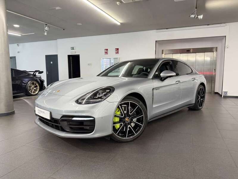Plateado Usado 2022 Porsche Panamera 4 Platinum Edition Berlina | 95.990 € (Un poco caro) - Imagen 1/4