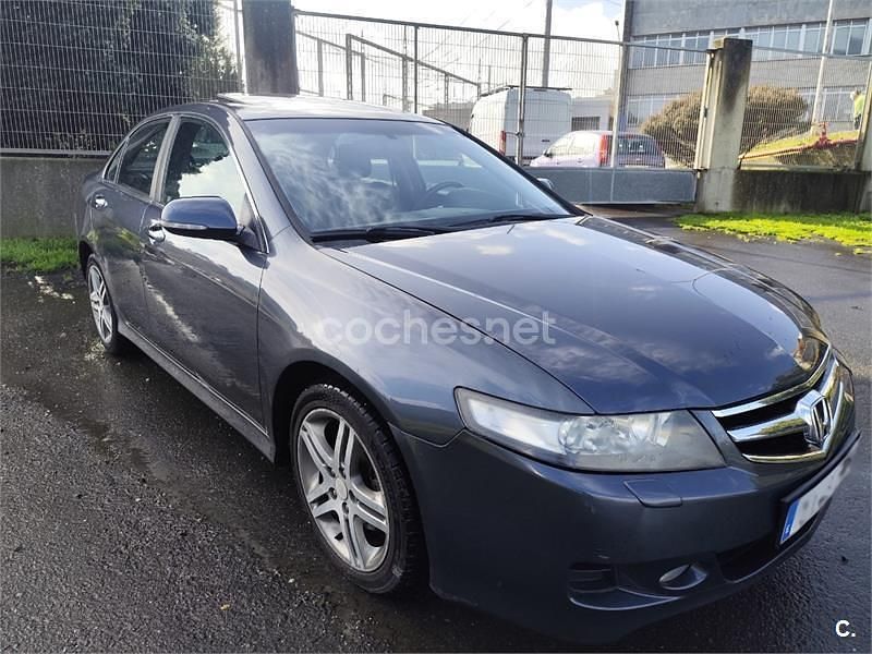 Usado Honda Accord Executive 140 CV (102 kW) 2007 Azul Berlina