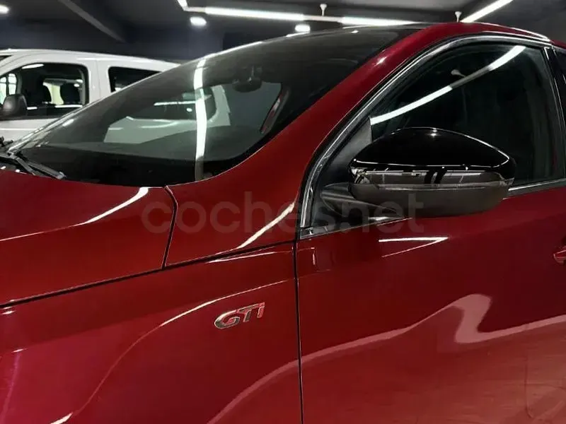 Usado Peugeot 308 GTi 250 CV (183 kW) 2016 Rojo Berlina