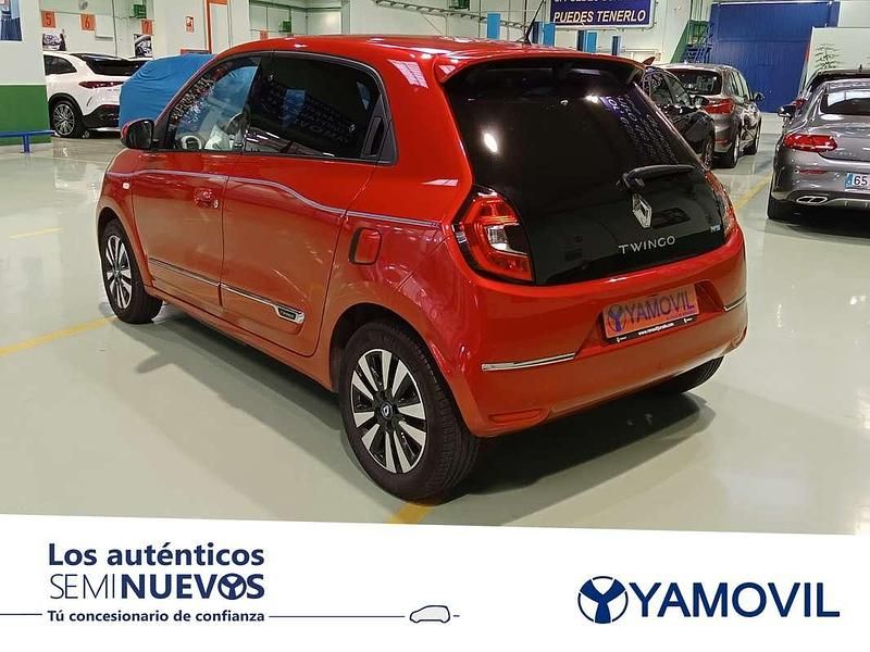 Usado Renault Twingo Zen 60 kW (82 CV) 2021 Naranja Utilitario