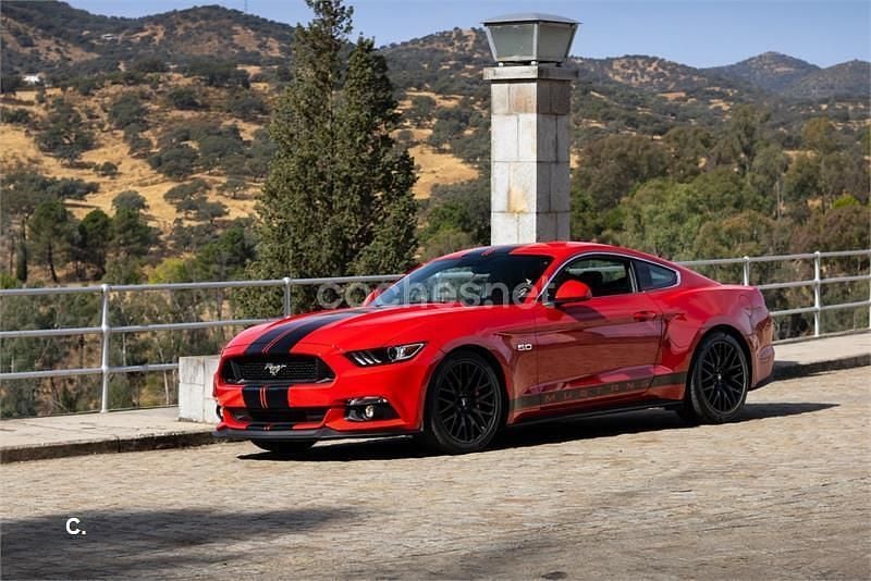 Usado Ford Mustang GT 418 CV (307 kW) 2017 Rojo Coupe