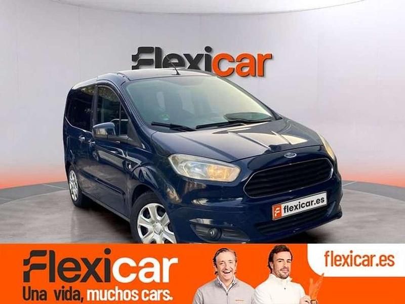 Usado Ford Tourneo Courier Ambiente 102 CV (75 kW) 2016 Azul Monovolumen