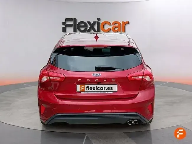 Usado Ford Focus ST-Line 125 CV (91 kW) 2019 Rojo
