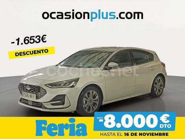 Gris / plata Usado 2023 Ford Focus ST-Line Berlina | 18.190 € (Un poco caro) - Imagen 1/4