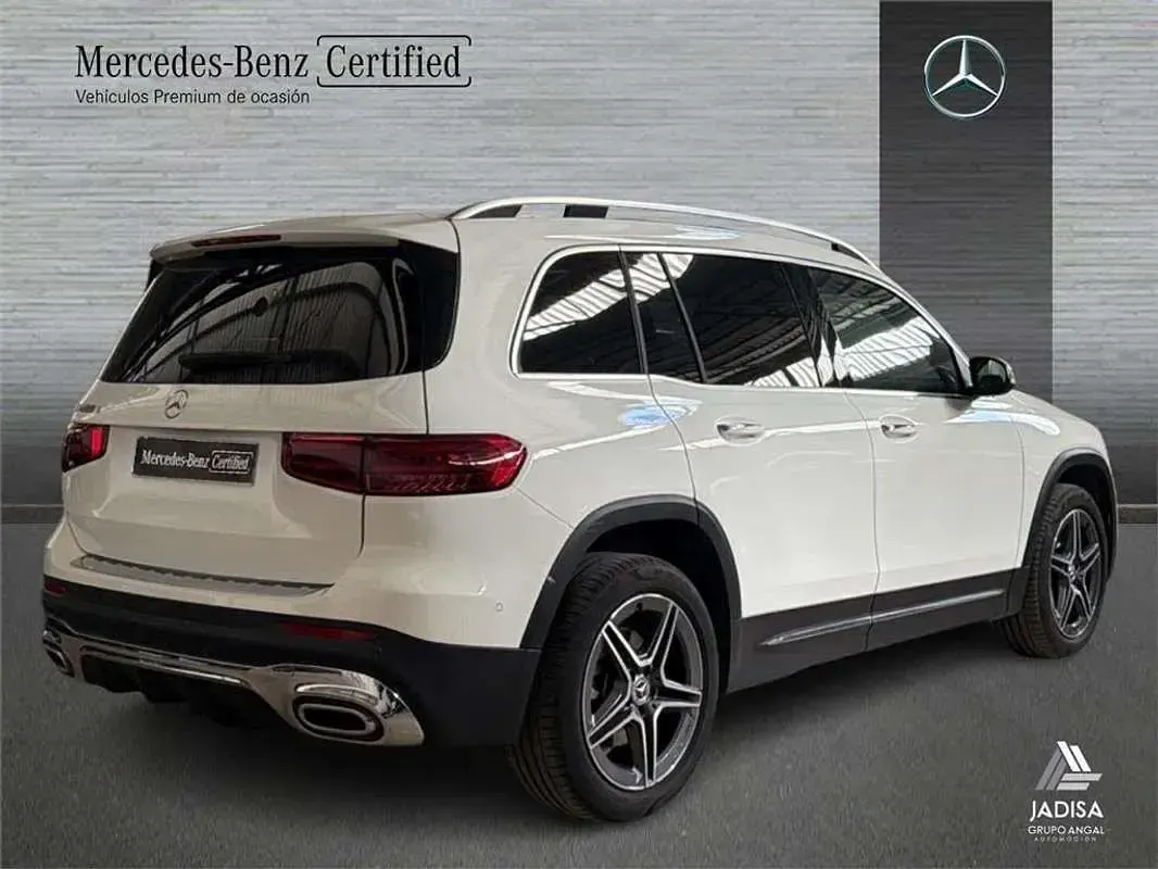 Usado Mercedes GLB200 150 CV (110 kW) 2025 SUV