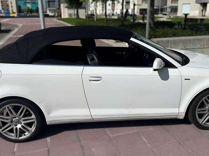 Usado Audi A3 Cabriolet Ambition 150 CV (110 kW) 2011 Blanco Descapotable