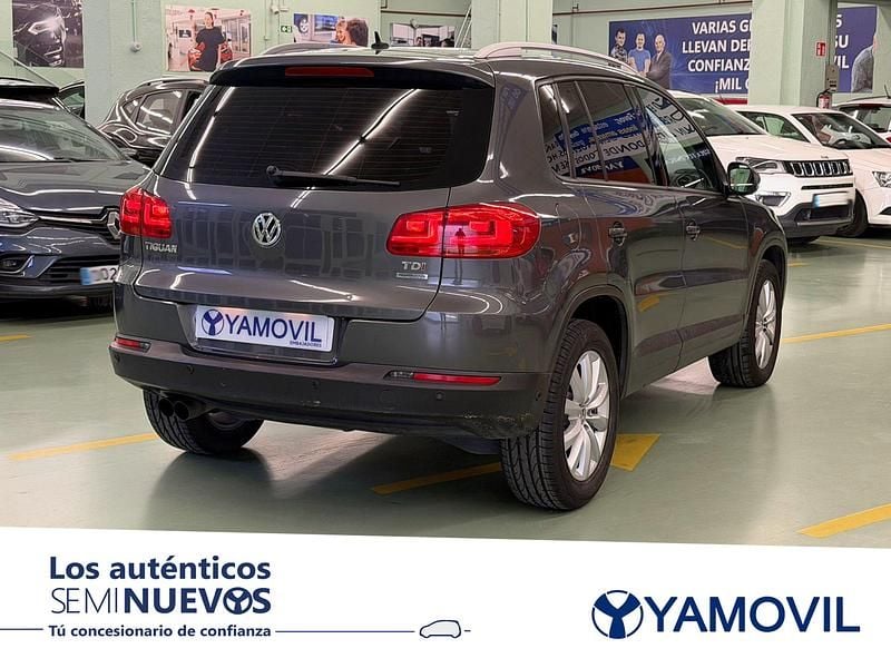 Begagnad VW Tiguan 110 HK (80 kW) 2012 Grå SUV