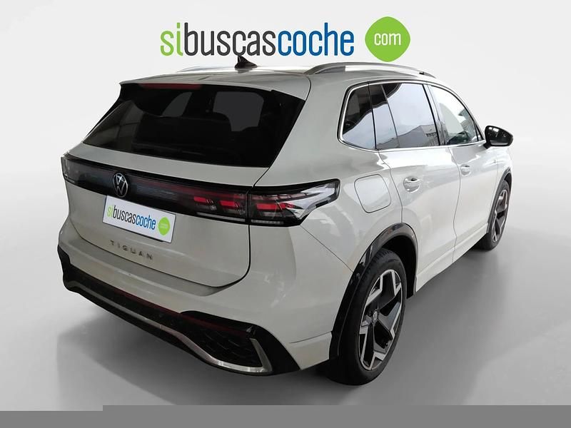 Usado VW Tiguan R-line 150 CV (110 kW) 2025 Blanco SUV