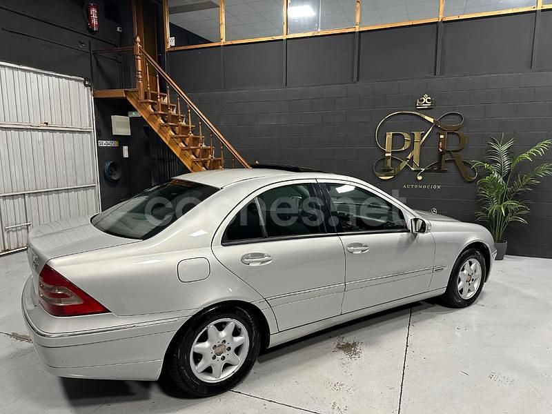 Gris / plata Usado 2001 Mercedes C220 Elegance Berlina | 2900 € (Precio justo) - Imagen 1/4