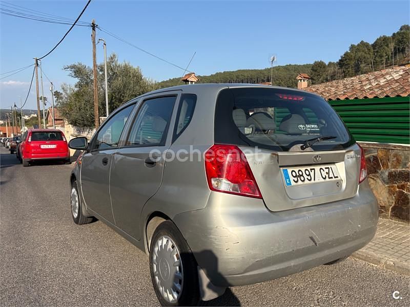 Usado Chevrolet Kalos SE 83 CV (61 kW) 2004 Gris / plata Berlina