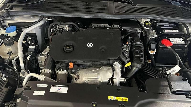 Usado DS Automobiles DS4 Bastille Plus 131 CV (96 kW) 2022 Gris Utilitario