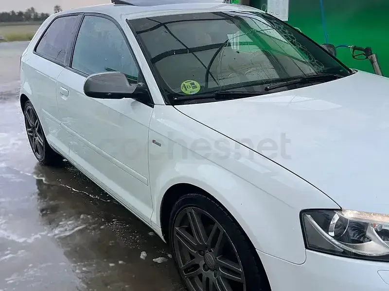 Usado Audi A3 Ambition 140 CV (102 kW) 2011 Blanco Utilitario