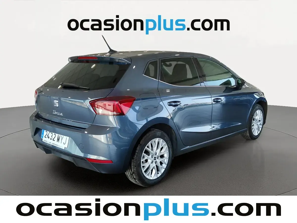 Usado Seat Ibiza XCELLENCE 116 CV (85 kW) 2025 Gris Utilitario