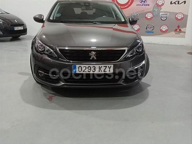 Gris / plata Usado 2019 Peugeot 308 Allure Berlina | 10.450 € (Buen precio) - Imagen 1/4
