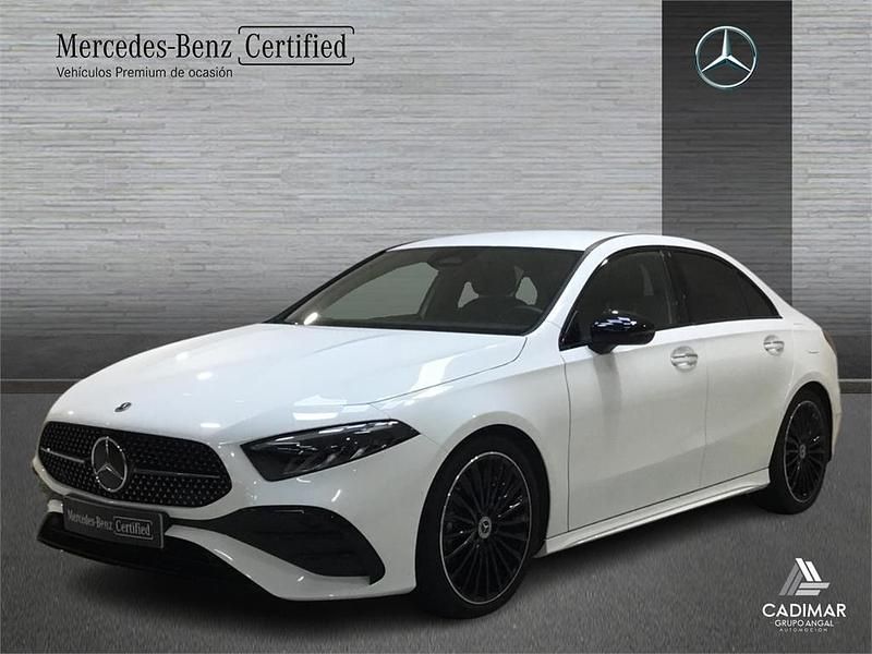 Blanco Usado 2025 Mercedes A200 Berlina | 35.900 € (Precio justo) - Imagen 1/4
