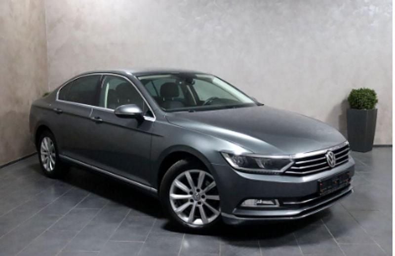 Usado VW Passat 220 CV (161 kW) 2016 Gris metalizado Berlina
