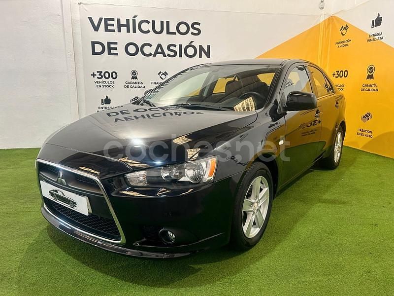 Negro Usado 2010 Mitsubishi Lancer Sportback Invite Berlina | 9990 € - Imagen 1/4