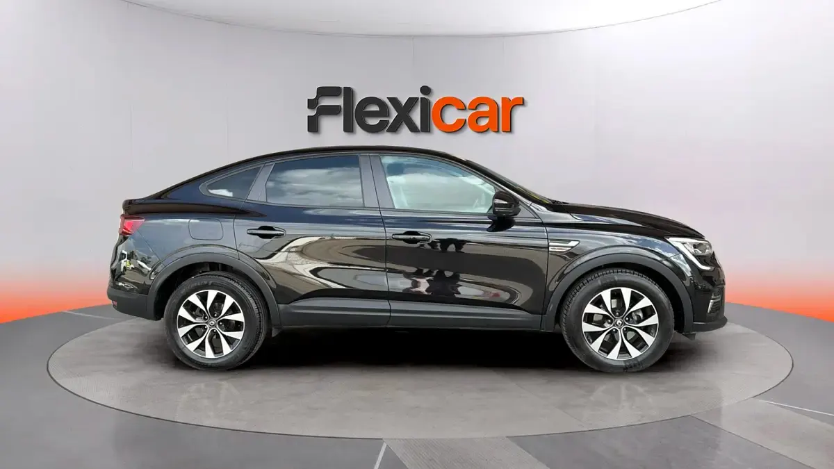 Usado Renault Arkana Evolution 145 CV (106 kW) 2023 Negro SUV