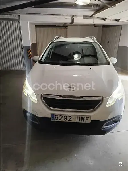 Usado Peugeot 2008 Active 82 CV (60 kW) 2014 Blanco SUV