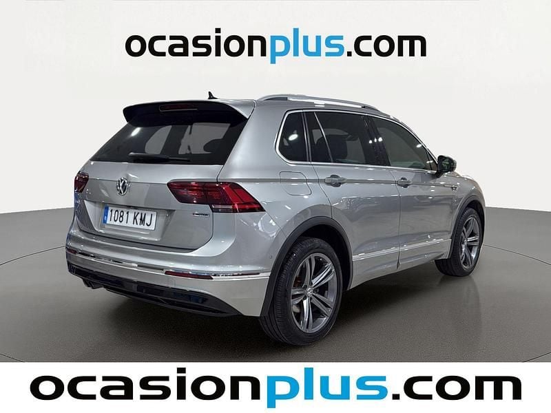 Usado VW Tiguan Sportline 150 CV (110 kW) 2018 Gris plata SUV