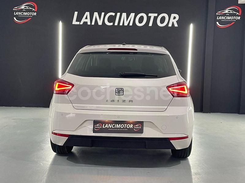 Usado Seat Ibiza Style Plus 95 CV (69 kW) 2019 Blanco Berlina