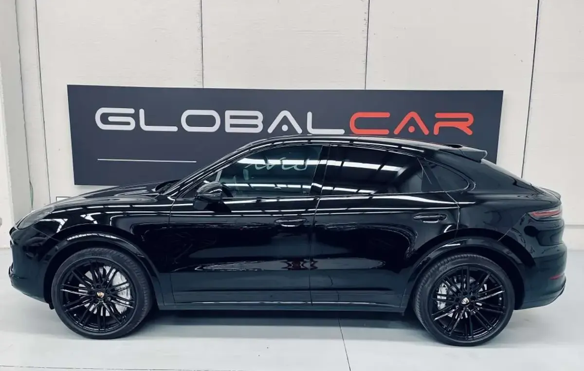 Usado Porsche Cayenne Turbo 549 CV (403 kW) 2019 Negro SUV