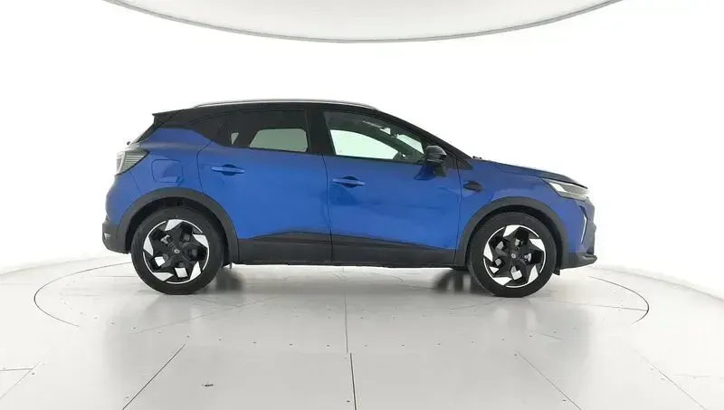 Usado Renault Captur Techno 100 CV (73 kW) 2025 Azul SUV