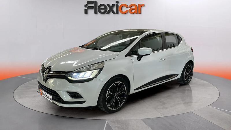 Usado Renault Clio IV 90 CV (66 kW) 2017 Blanco Berlina