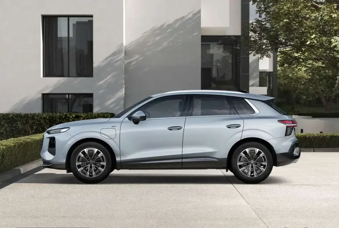 Nuevo Audi Q3 Advanced 272 CV (200 kW) 2026 Gris SUV
