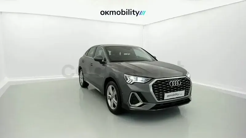 Usado Audi Q3 Sportback S-Line 245 CV (180 kW) 2022 Gris / plata SUV