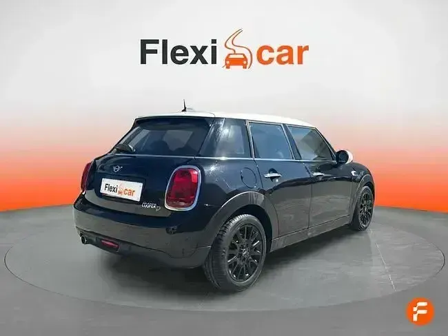 Usado Mini Cooper D 116 CV (85 kW) 2019 Negro Utilitario