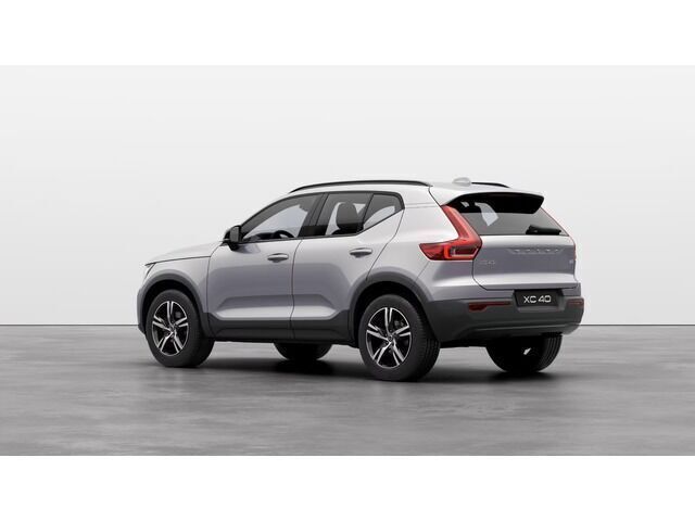Usado Volvo XC40 Plus 163 CV (119 kW) 2024 Gris SUV