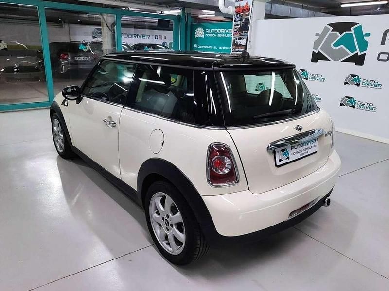 Usado Mini Cooper D 111 CV (81 kW) 2012 Blanco Utilitario