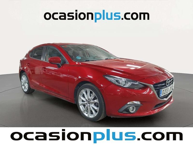 Usado Mazda 3 Luxury 150 CV (110 kW) 2017 Rojo